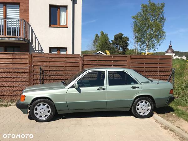 Mercedes-Benz W201 (190) - 37