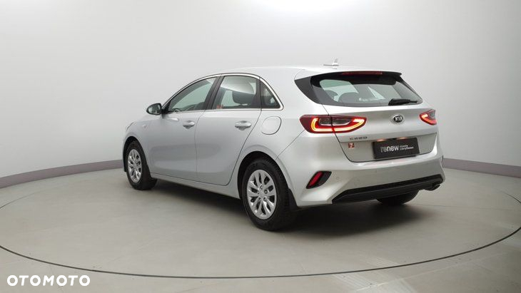 Kia Ceed - 4