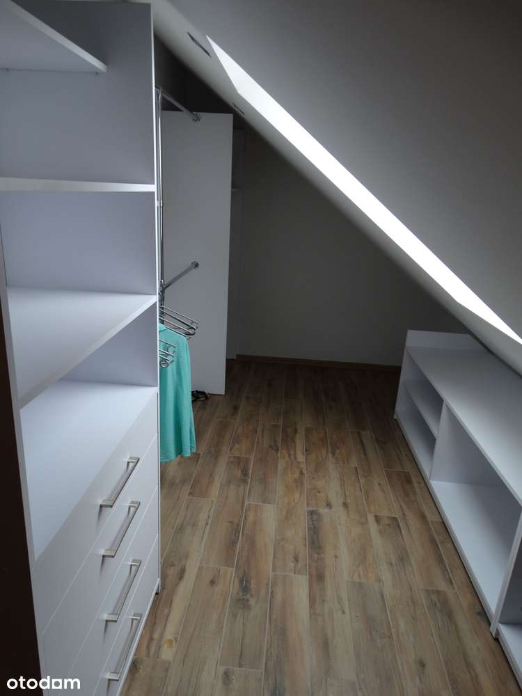 Dom wolnostojący blisko lasu-8