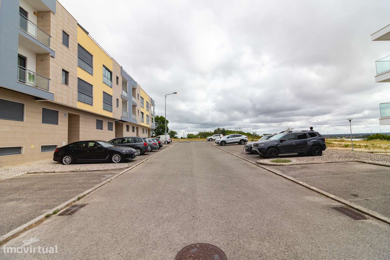 APARTAMENTO T3+1 | MONTIJO | 193 M2 | LUGAR DE PARQUEMANETO-31