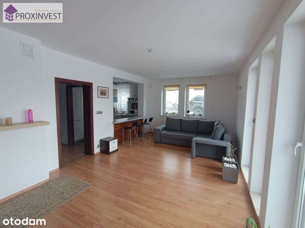 Duży dom wolnostojący-10