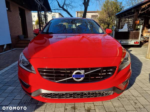 Volvo S60 T5 Drive-E Dynamic Edition (Kinetic) - 5