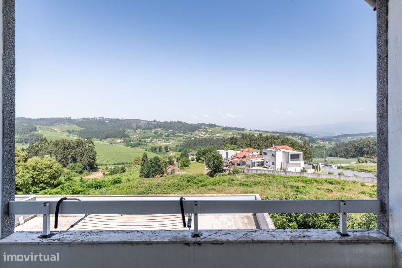 Apartamento T3 Centro da Lixa-16