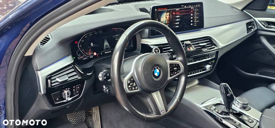 BMW Seria 5 520d mHEV Luxury Line - 25