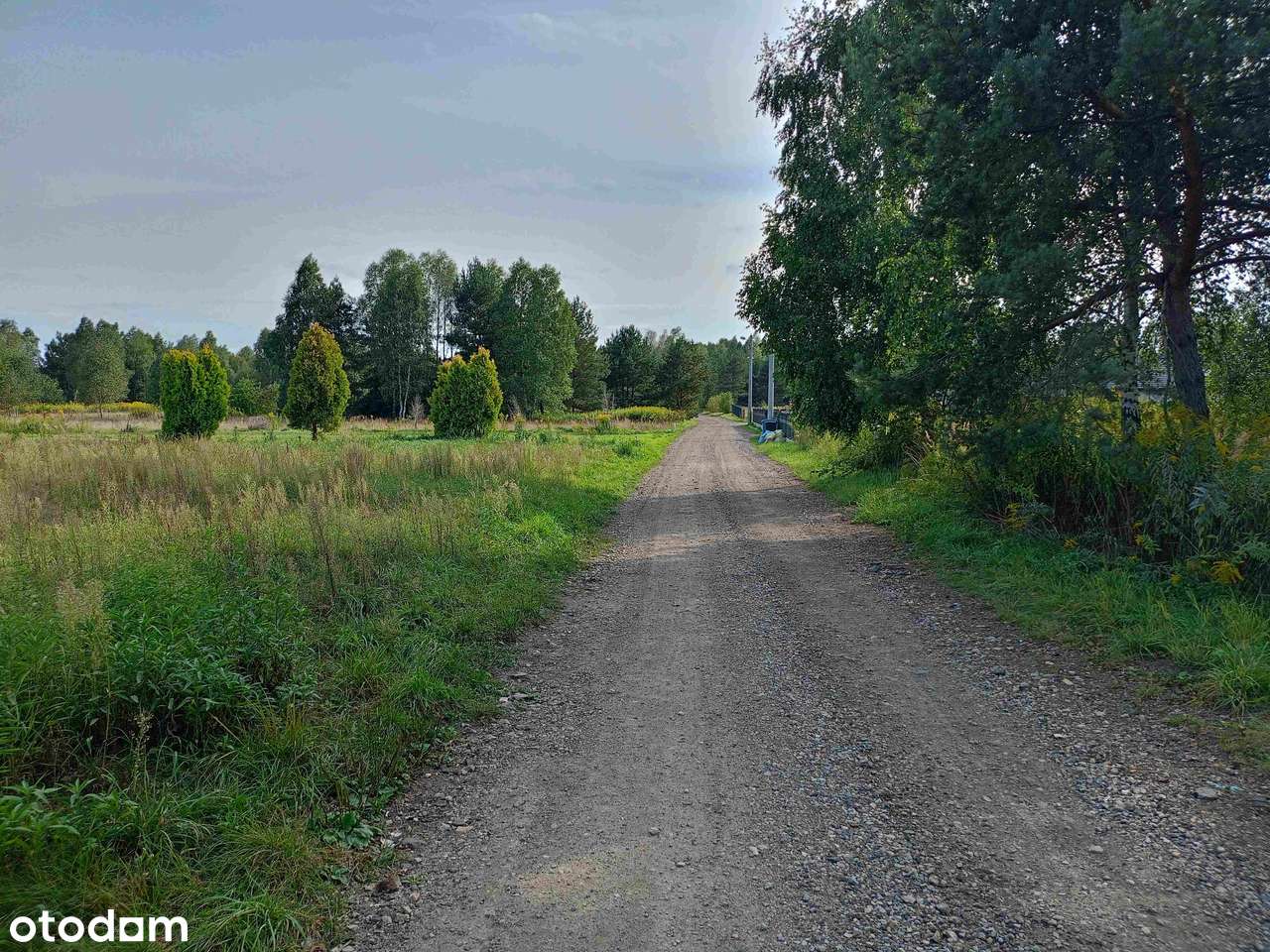 Działka budowlana w spokojnej okolicy-3