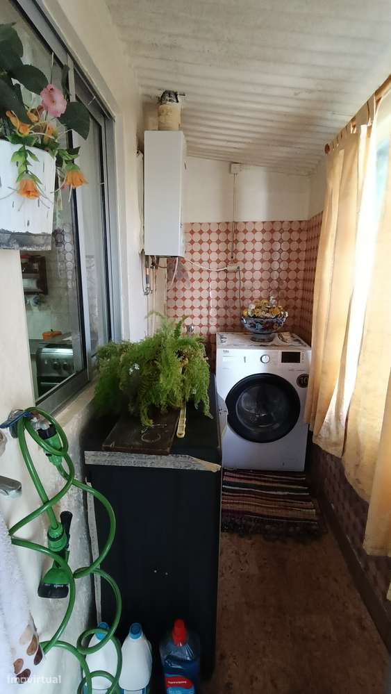 Moradia térrea para reabilitar - Arrendada - Grande imagem: 3/27