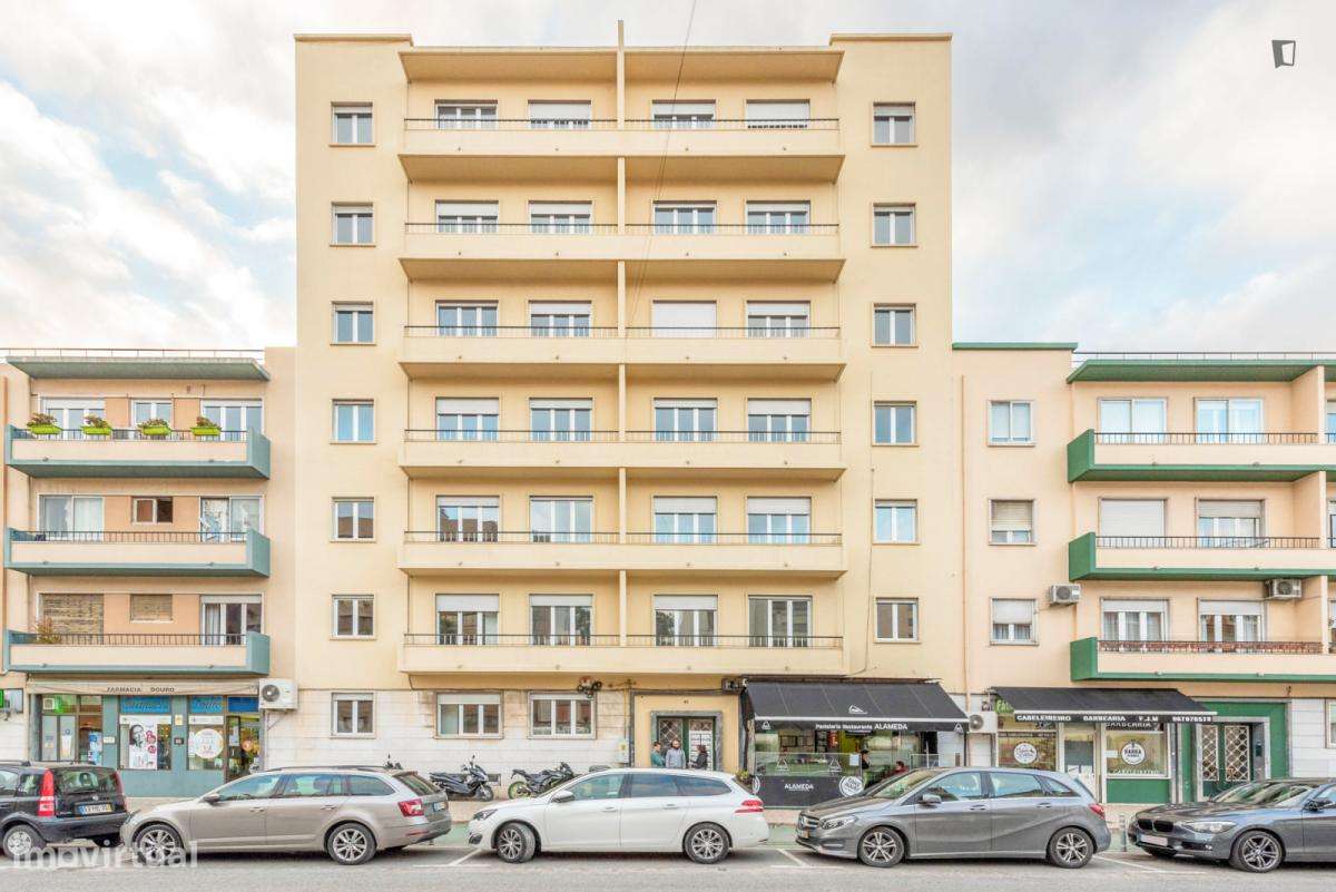 Quarto - localizado em Telheiras Lisbon - Grande imagem: 5/9