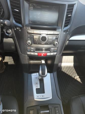 Subaru Outback 2.0D Comfort Lineartronic - 9