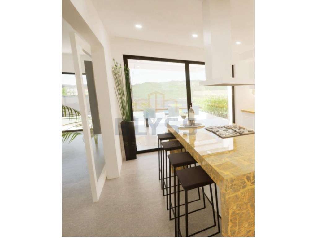 Moradia T4 de Luxo em Soltroia - Grândola-32