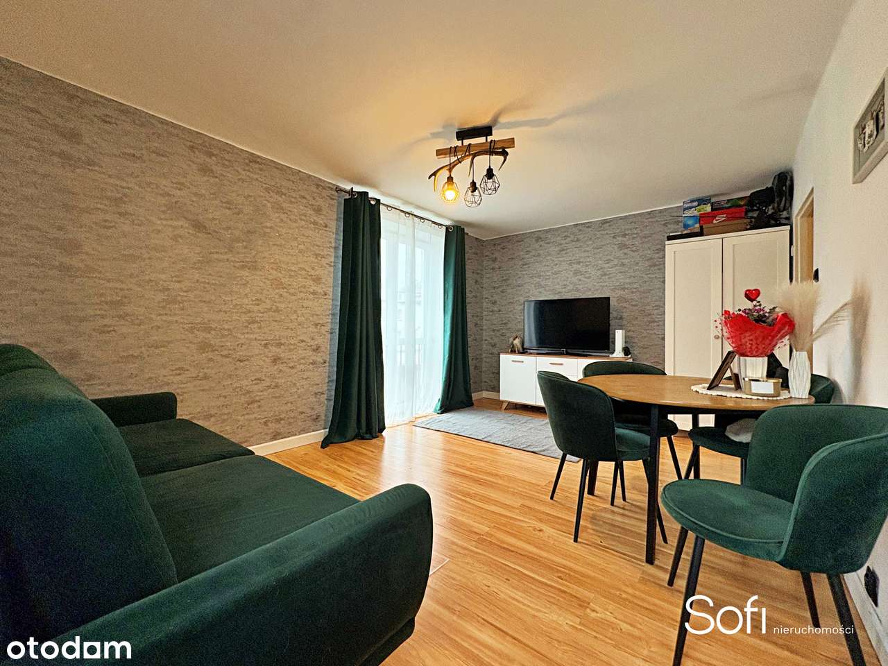 Kawalerka na 1. PIĘTRZE - Samo Centrum - ul. 1 Maja-0