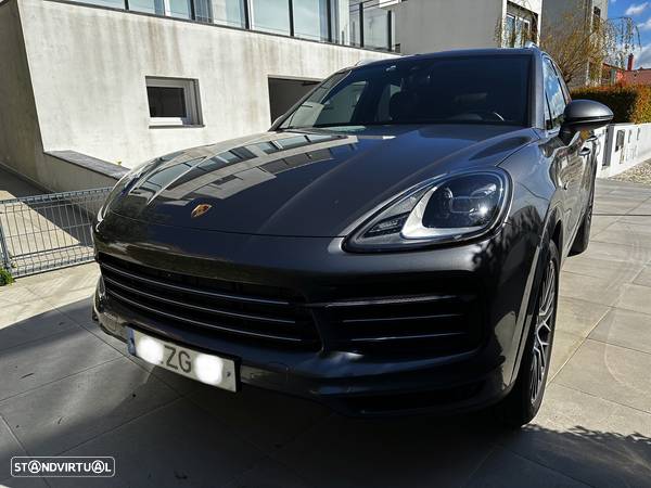 Porsche Cayenne E-Hybrid - 4