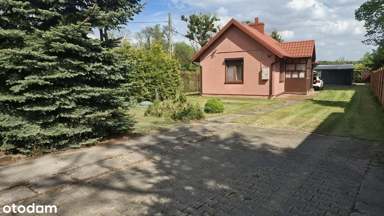 Dom całoroczny z dużą działką