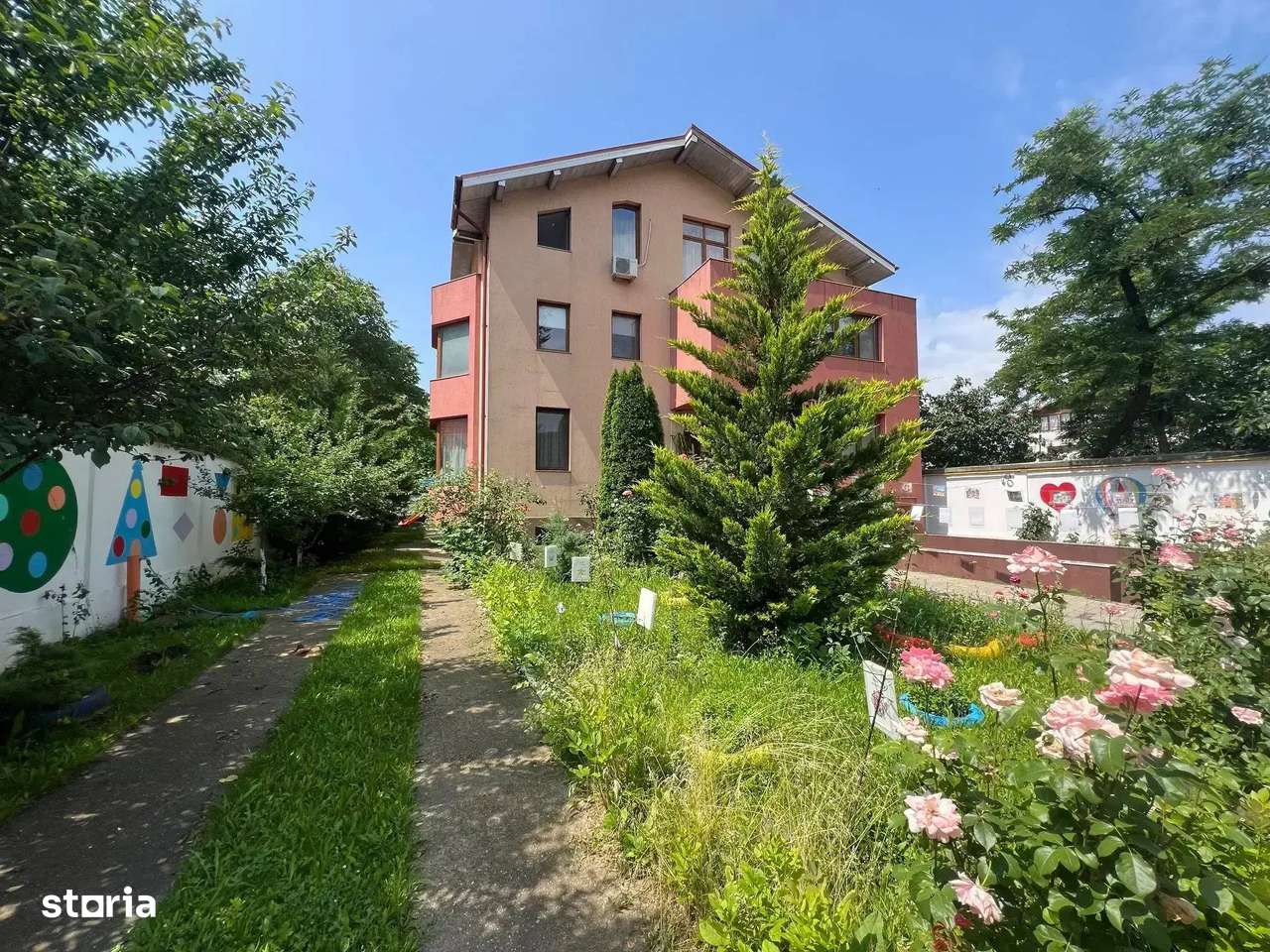 Casa 11 Camere De Inchiriat Militari Metrou-Pacii Curte 600 mp - Imagine principală: 2/20