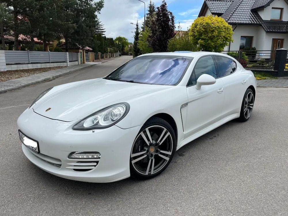 Porsche Panamera Edition 2011