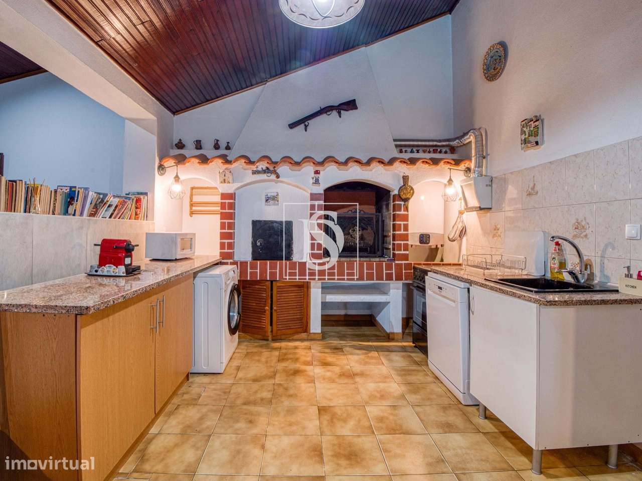 Moradia T4 Restaurante e Piscina Aquecida  Aroeira-46