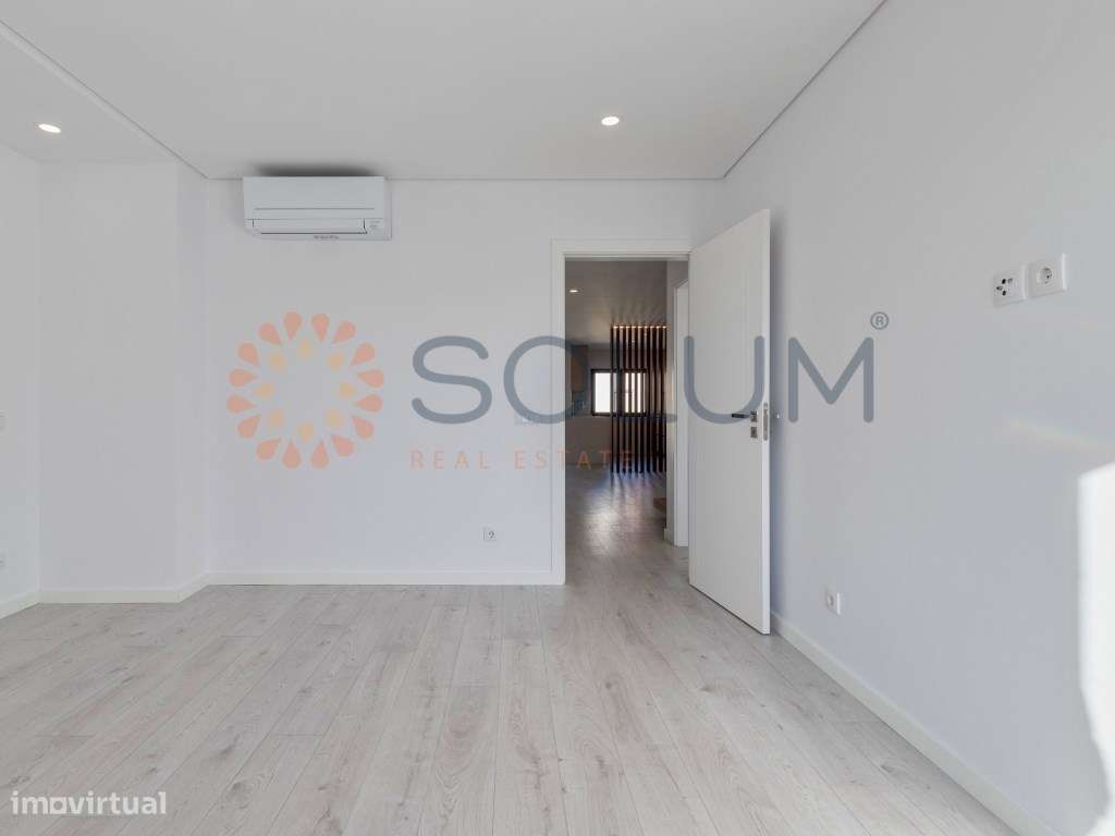 T4 Duplex novo, centro da vila de Alcochete-11