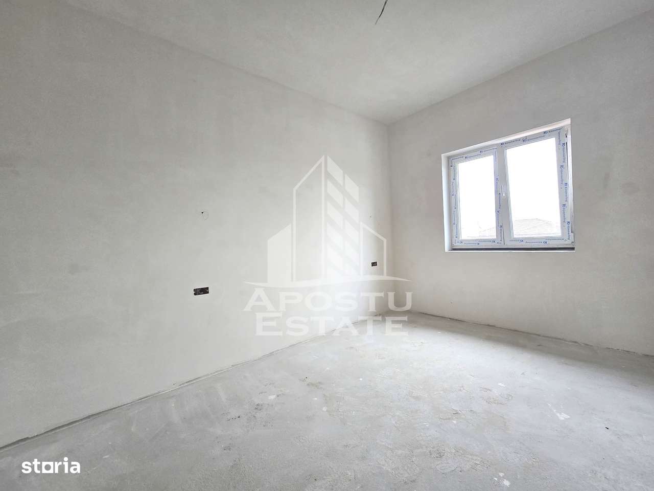 Jumatate de duplex, Parter + Etaj, 5 camere si 2 bai, Sag - Imagine principală: 5/19