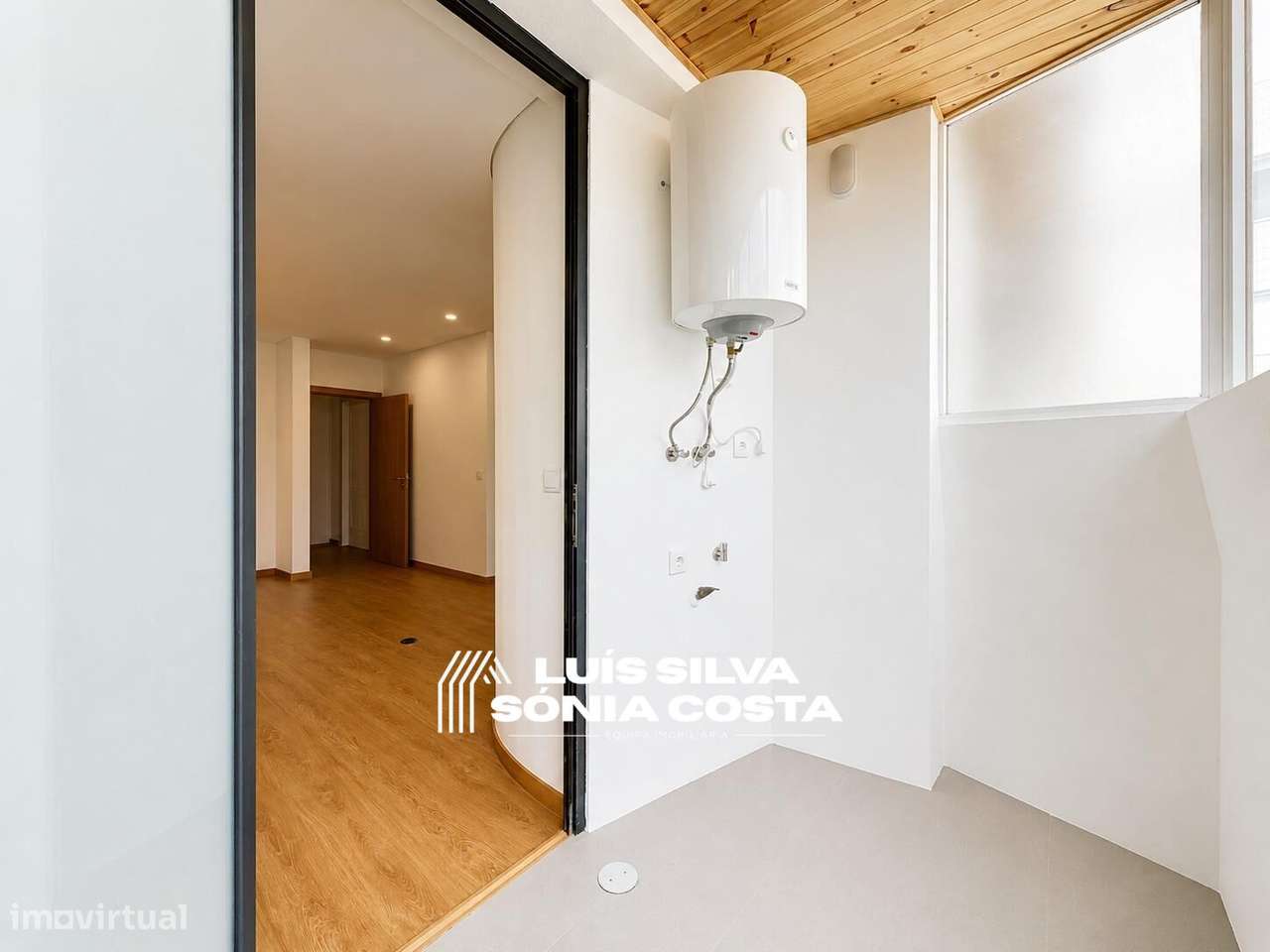 Apartamento T3 Completamente Remodelado | Elevador | Varandas |...-8