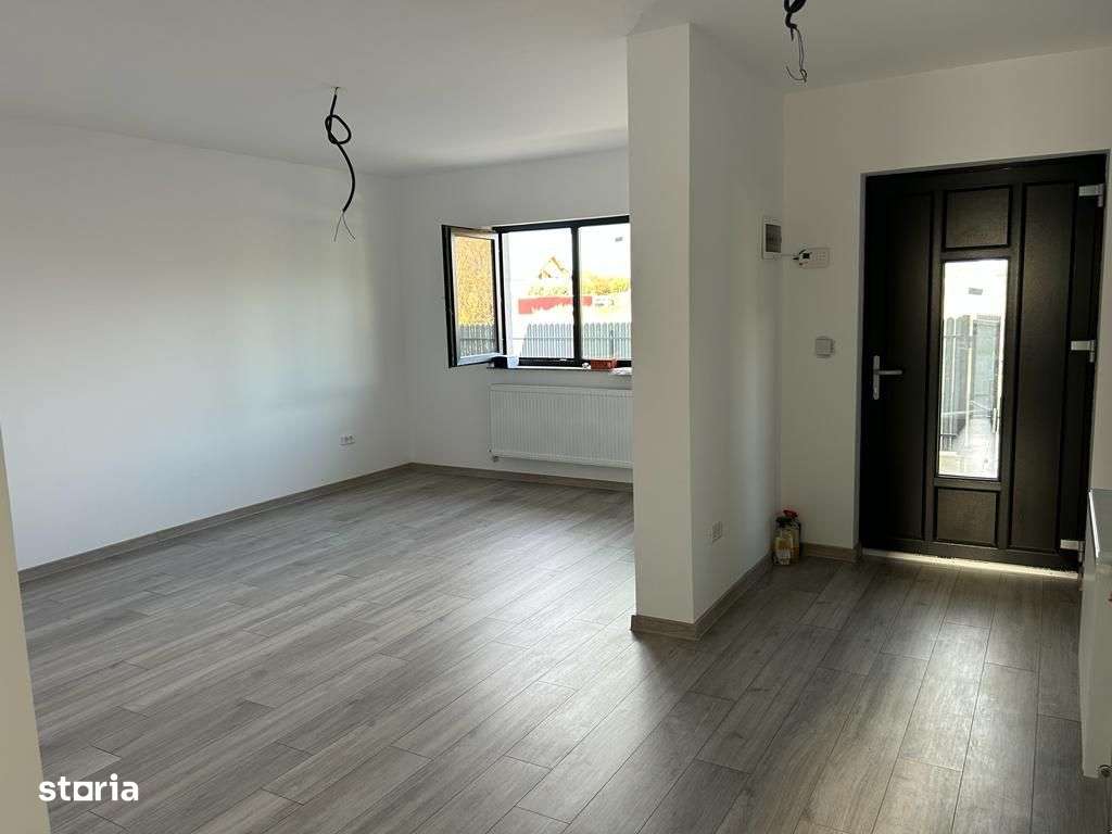 Anunț de vânzare: Locuință de lux nou construită în Serbănești, Bacău-7