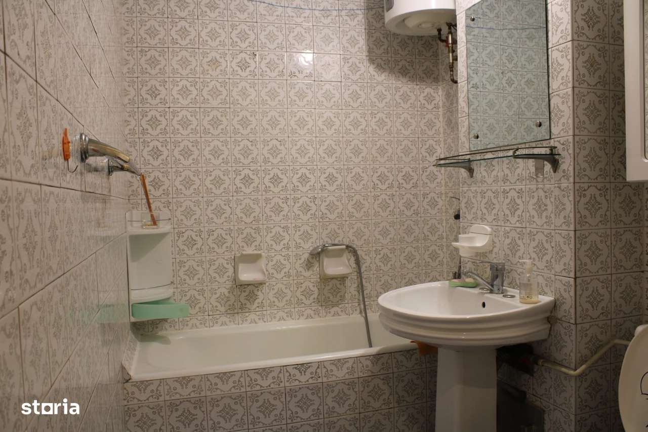 Apartament 3 camere nemobilat de inchiriat, Gorjului , Militari - Imagine principală: 2/5