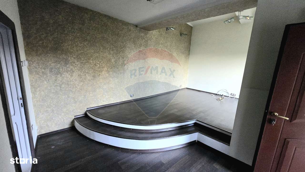 Casă ultracentrala de vânzare 0% comision - Imagine principală: 4/14