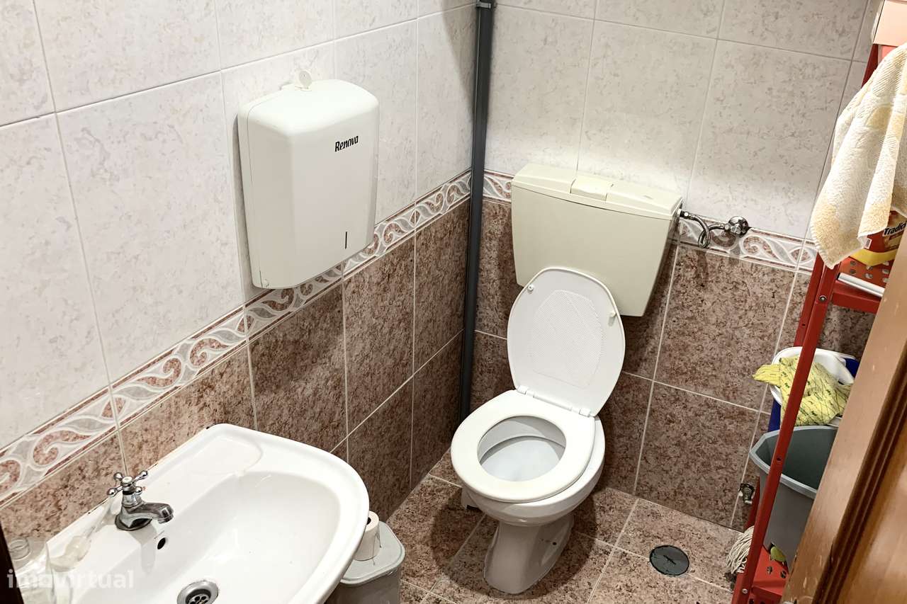 Loja na Castanheira do Ribatejo-7