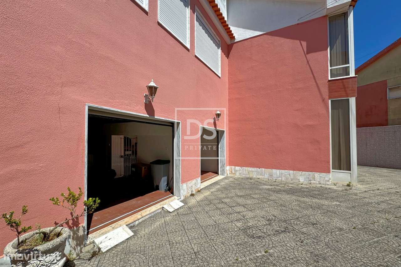 Moradia T5 Isolada em M. Martins -Sintra - Grande imagem: 4/60