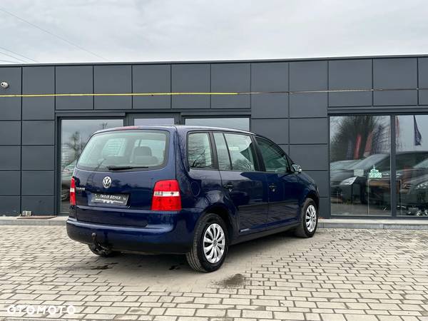 Volkswagen Touran 1.6 Basis - 16