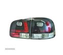 FAROLINS TRASEIROS LED PARA VOLKSWAGEN VW TOUAREG 02-10 PRETO - 2