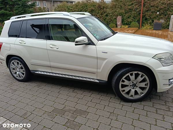 Mercedes-Benz GLK 220 CDI (BlueEFFICIENCY) 7G-TRONIC - 10