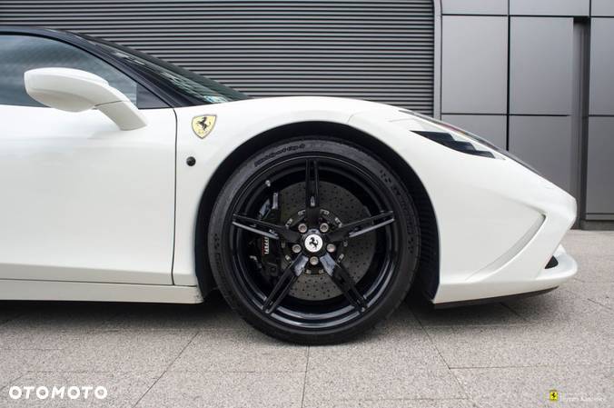 Ferrari 458 Italia Standard - 9