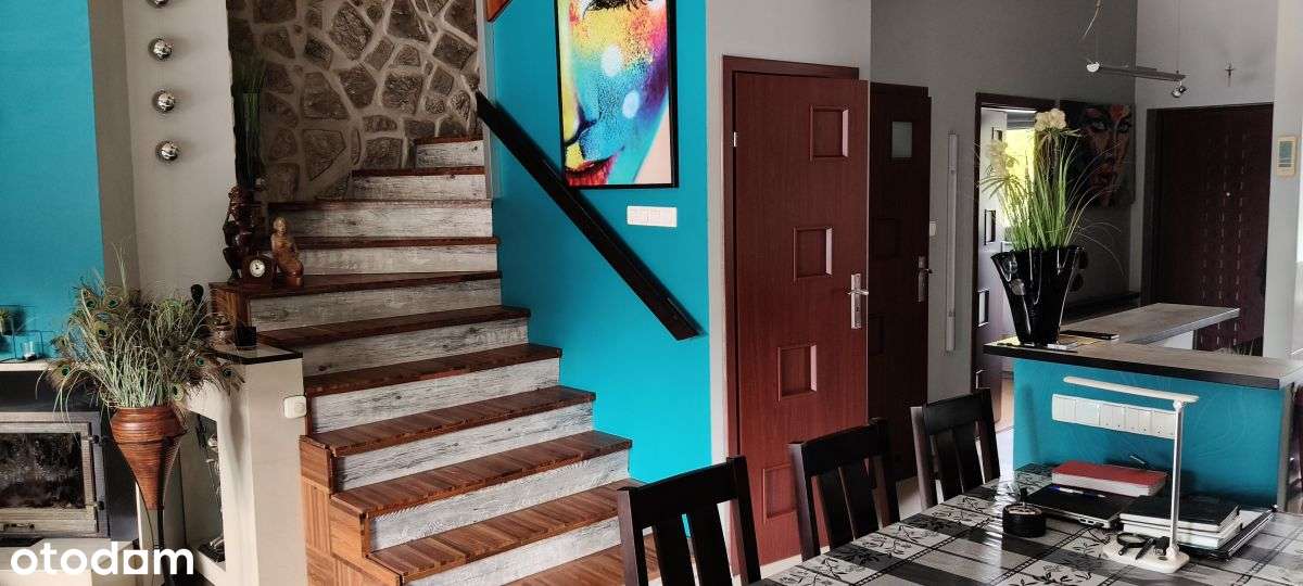 Funkcjonalny dom w Promnicach-12