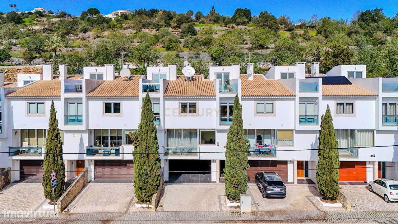 Moradia moderna T3+1 em Parragil, Loulé - Grande imagem: 2/57