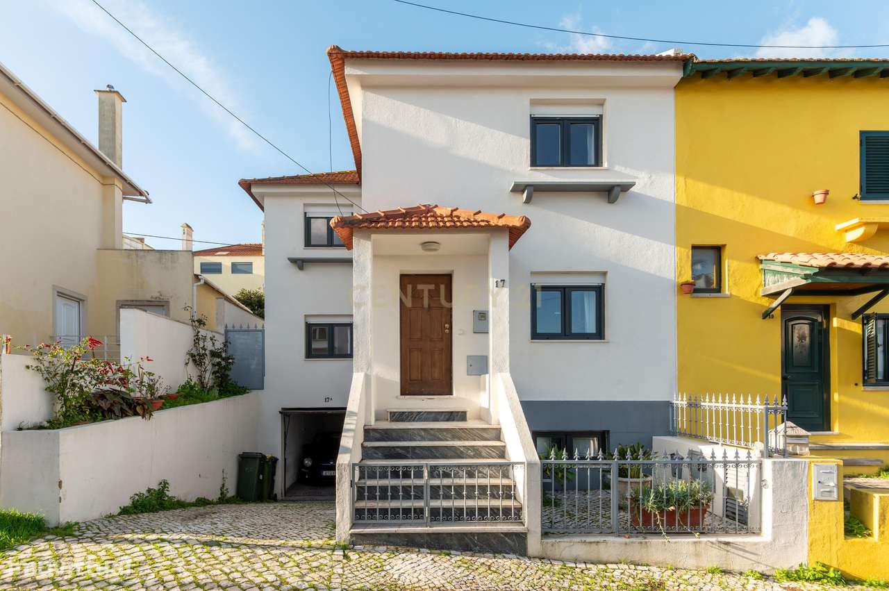 Moradia T3 de Charme no Bairro da Encarnação-0