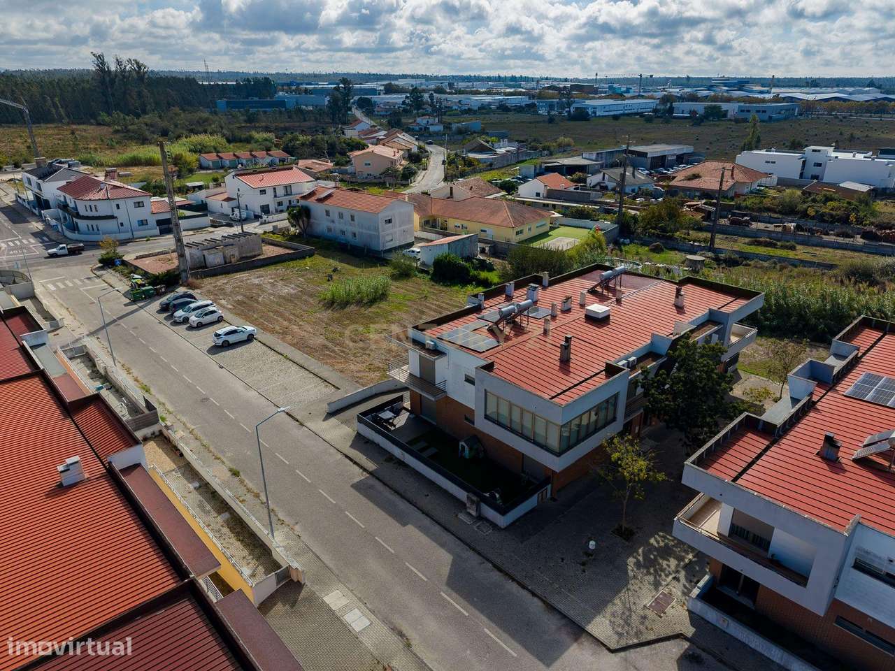 T3 com Terraço de 63 m² e Garagem de 70 m² | Comeira, Marinha Grande-33