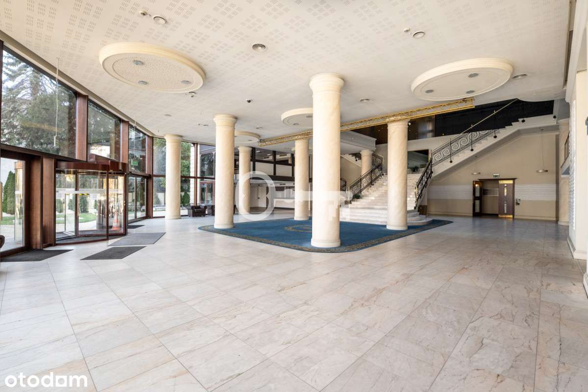 Jasne wnętrza | Winda | Basen-13