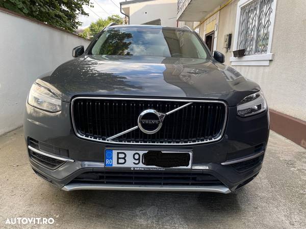 Volvo XC 90 D5 AWD Momentum - 1