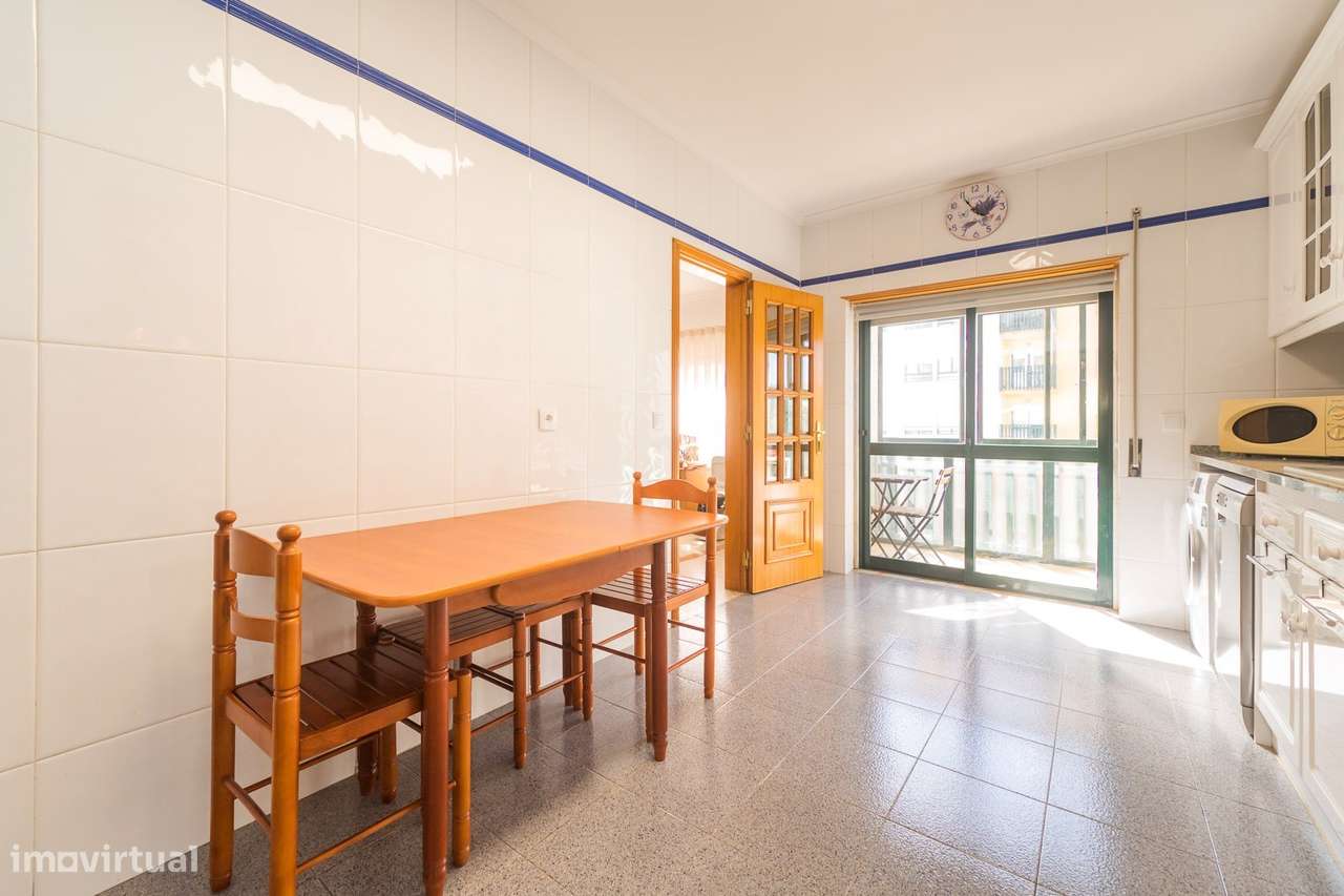 Apartamento T2 Venda em Queluz e Belas,Sintra-13