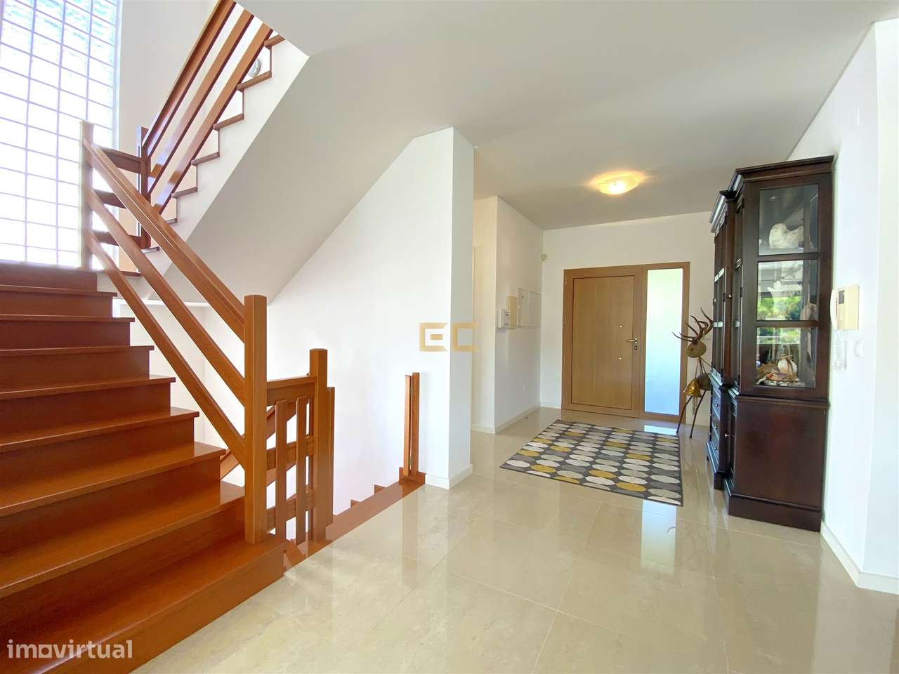 Moradia T5 com piscina, para venda na Figueira da Foz-  Buarcos! - Grande imagem: 5/47