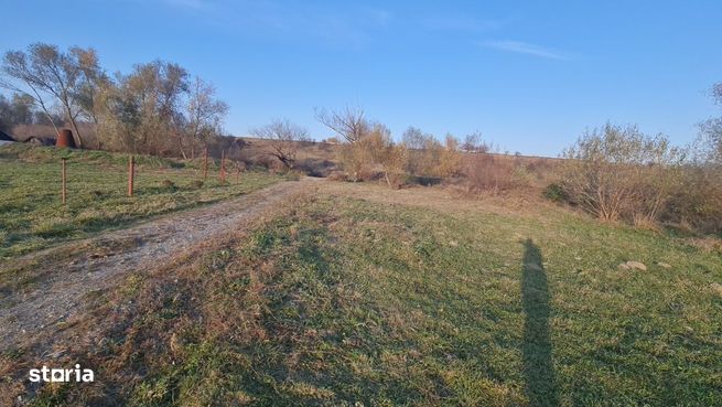 Teren intrare în Almaș!-0