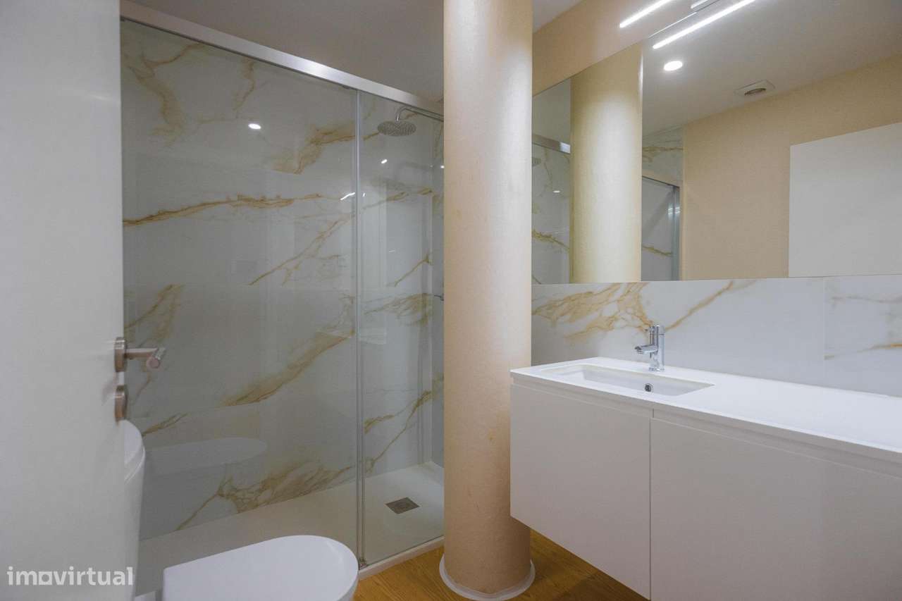 T1 Moderno e Luminoso com Metro Próximo e Acesso Rápido à Praia...-9