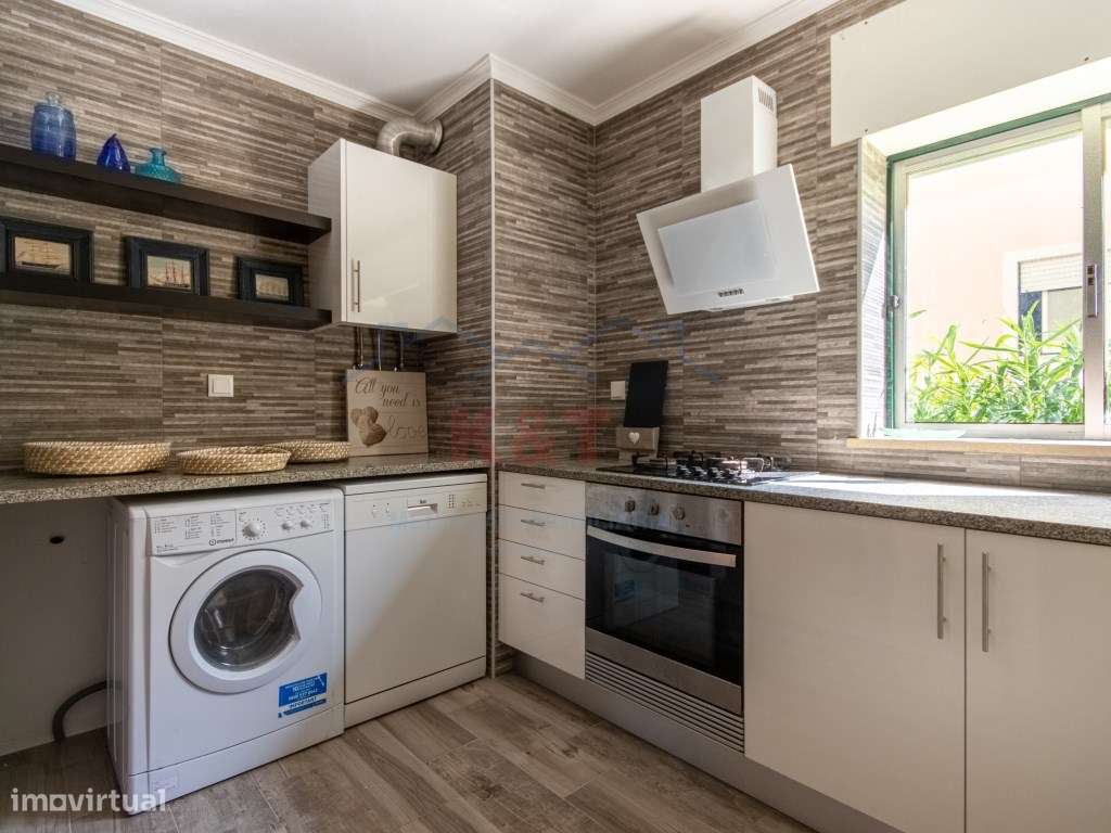 T3 renovado nos Jardins da Bemposta-7