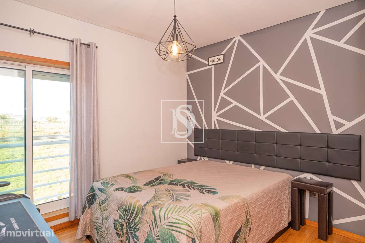 T3 com Suíte | Condomínio Fechado com Piscina | Barcelinhos-19