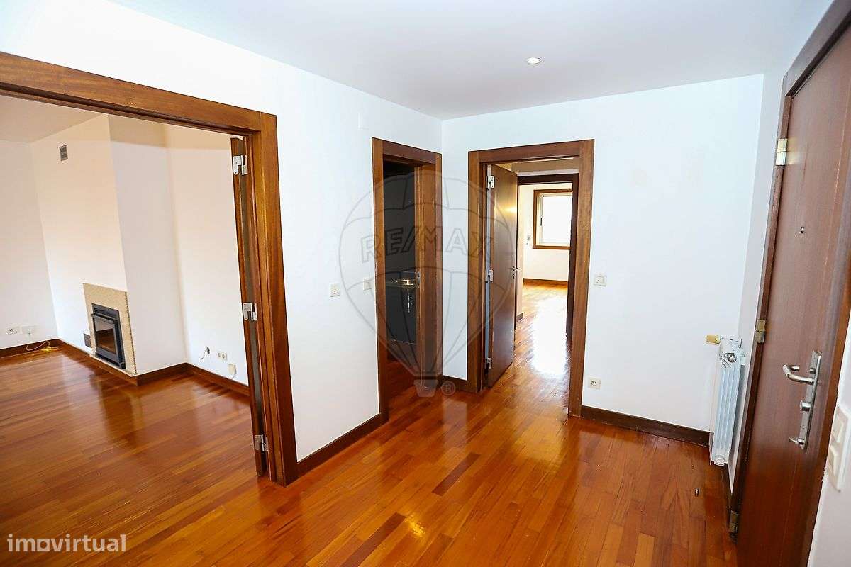 Apartamento T3 para arrendamento - Grande imagem: 2/26