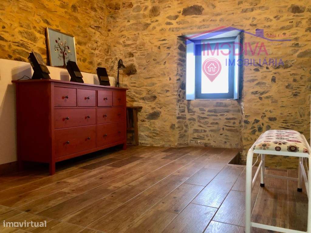 Casa de Xisto T2 com licença AL, em Castanheira de Pera-31