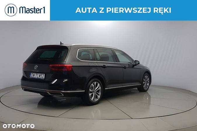 Volkswagen Passat 2.0 TDI Elegance DSG - 7