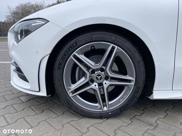 Mercedes-Benz CLA 180 AMG Line 7G-DCT - 11