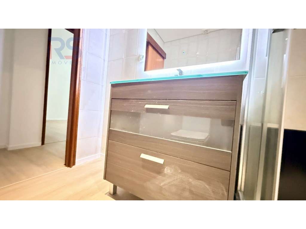 T2 Baguim Monte c/elevador junto metro-14