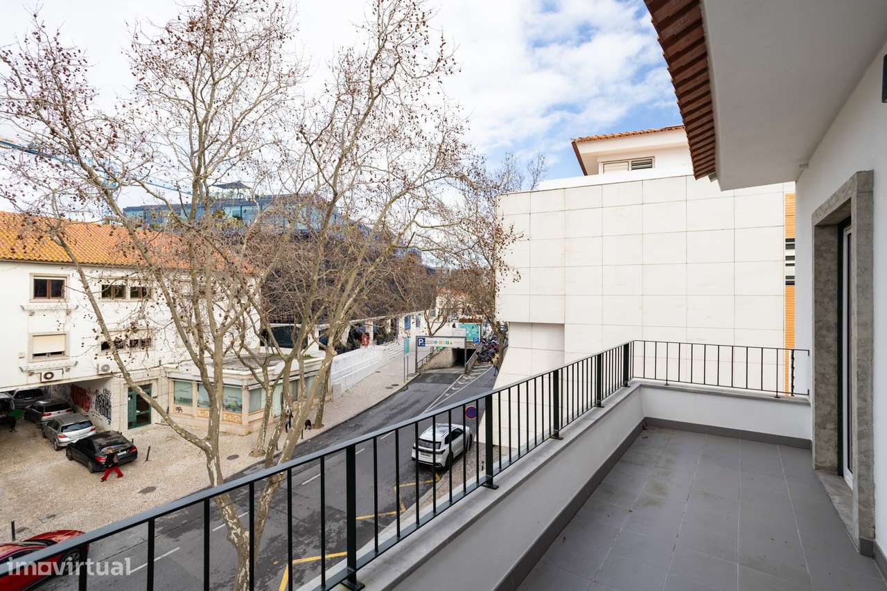 Apartamento T2 Luminoso e Espaçoso no Coração de Cascais – Perto do Ma - Grande imagem: 5/26