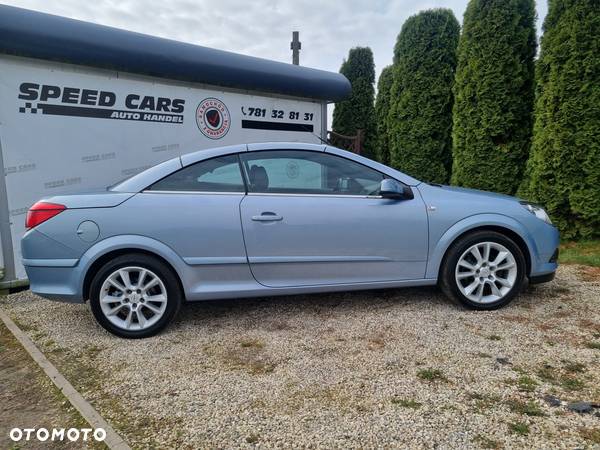 Opel Astra GTC 1.8 Sport - 8